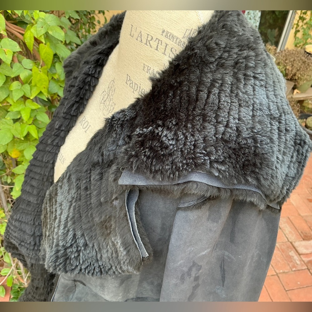 Growbeans by Karen Groner 35” Long Midnight Navy Blue Rabbit Fox Shearling Sz M - Picture 7 of 15